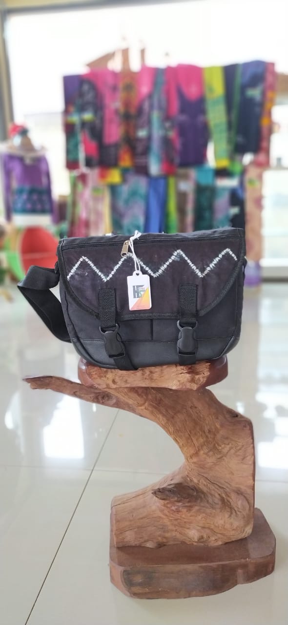 Hayat Sasirangan foto_ekonomi_kreatif_1618551715.jpg