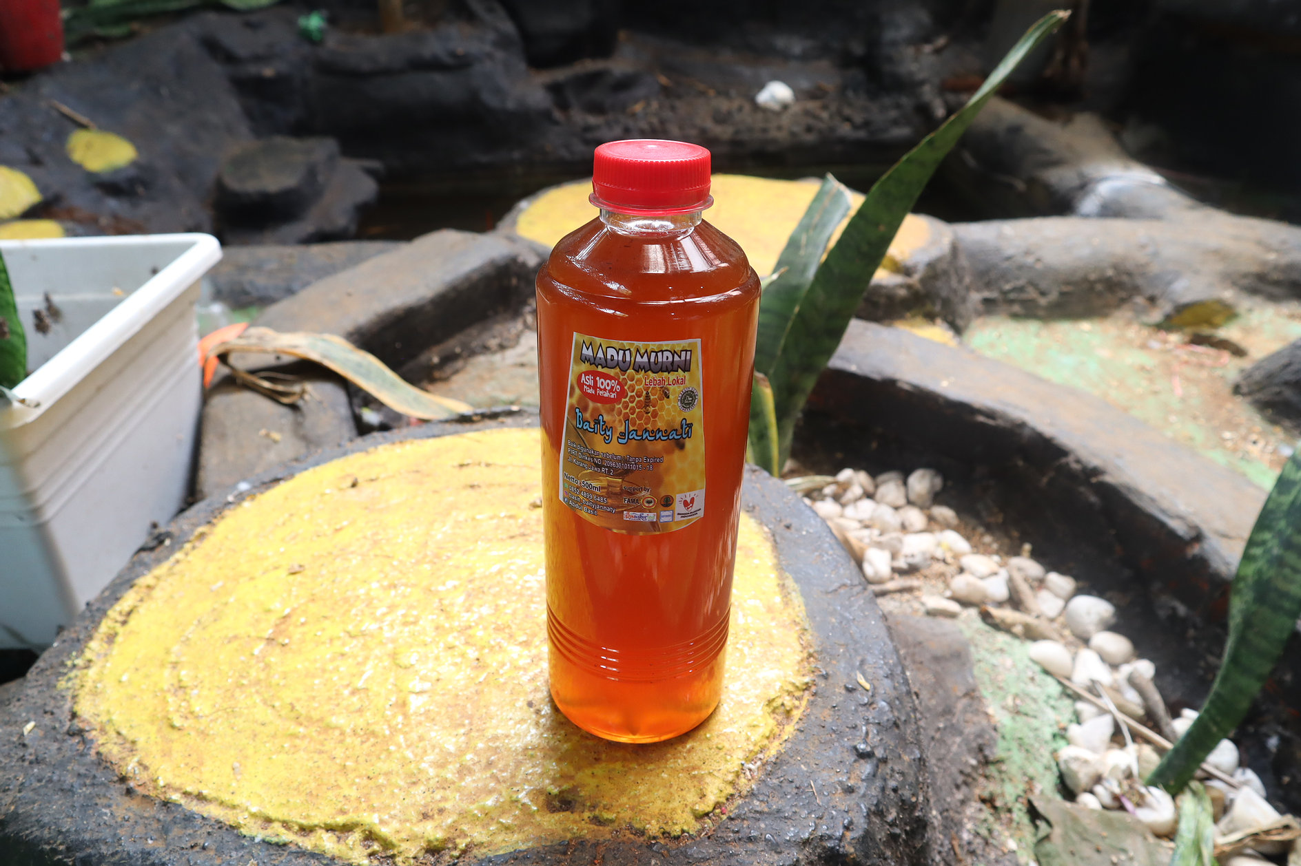 Madu Murni Lebah Lokal 500ml foto_produk_1615186098.jpg